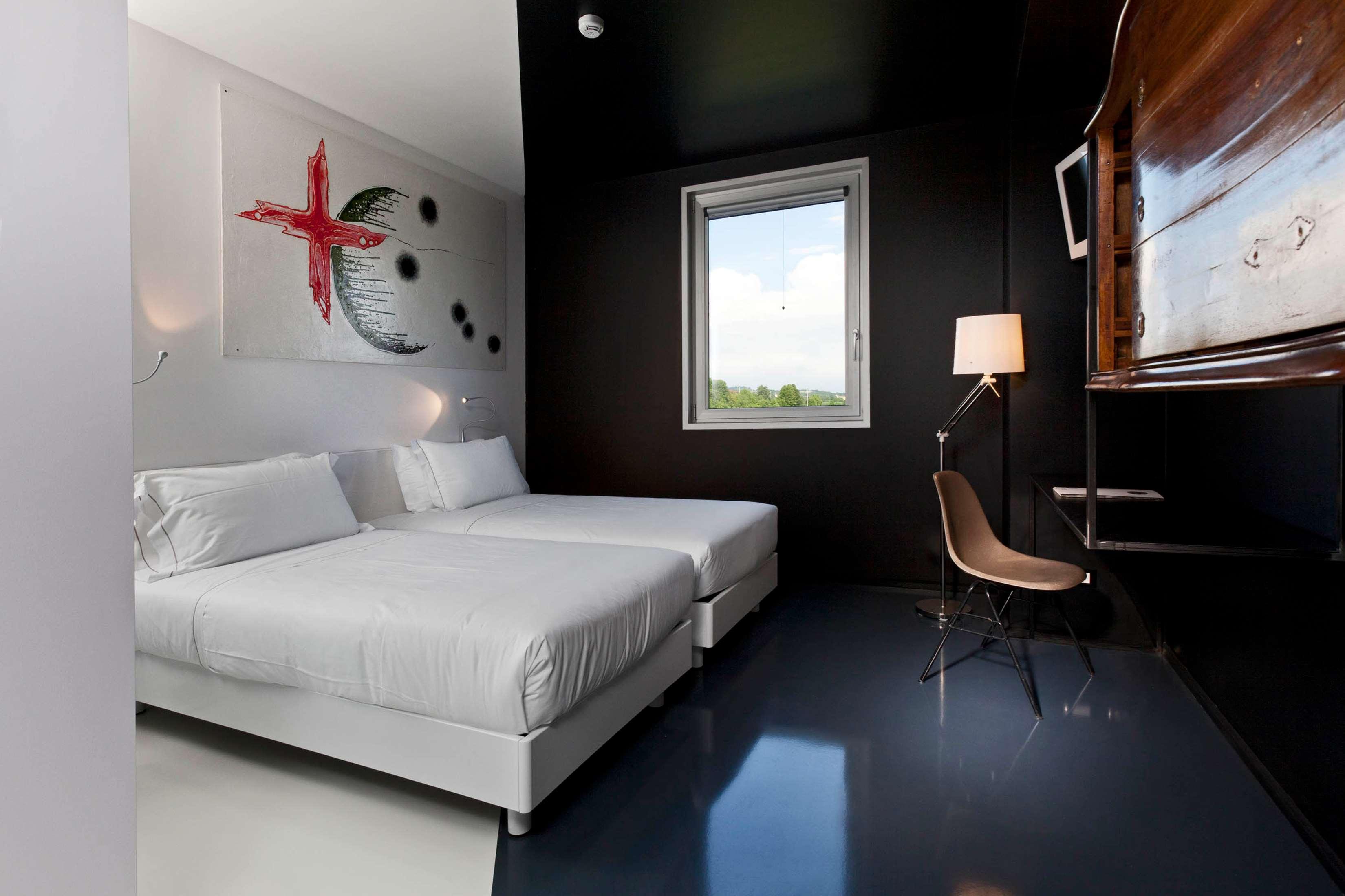 Aiden By Best Western Jhd Dunant Hotel Кастільйоне-делле-Стів'єре Екстер'єр фото