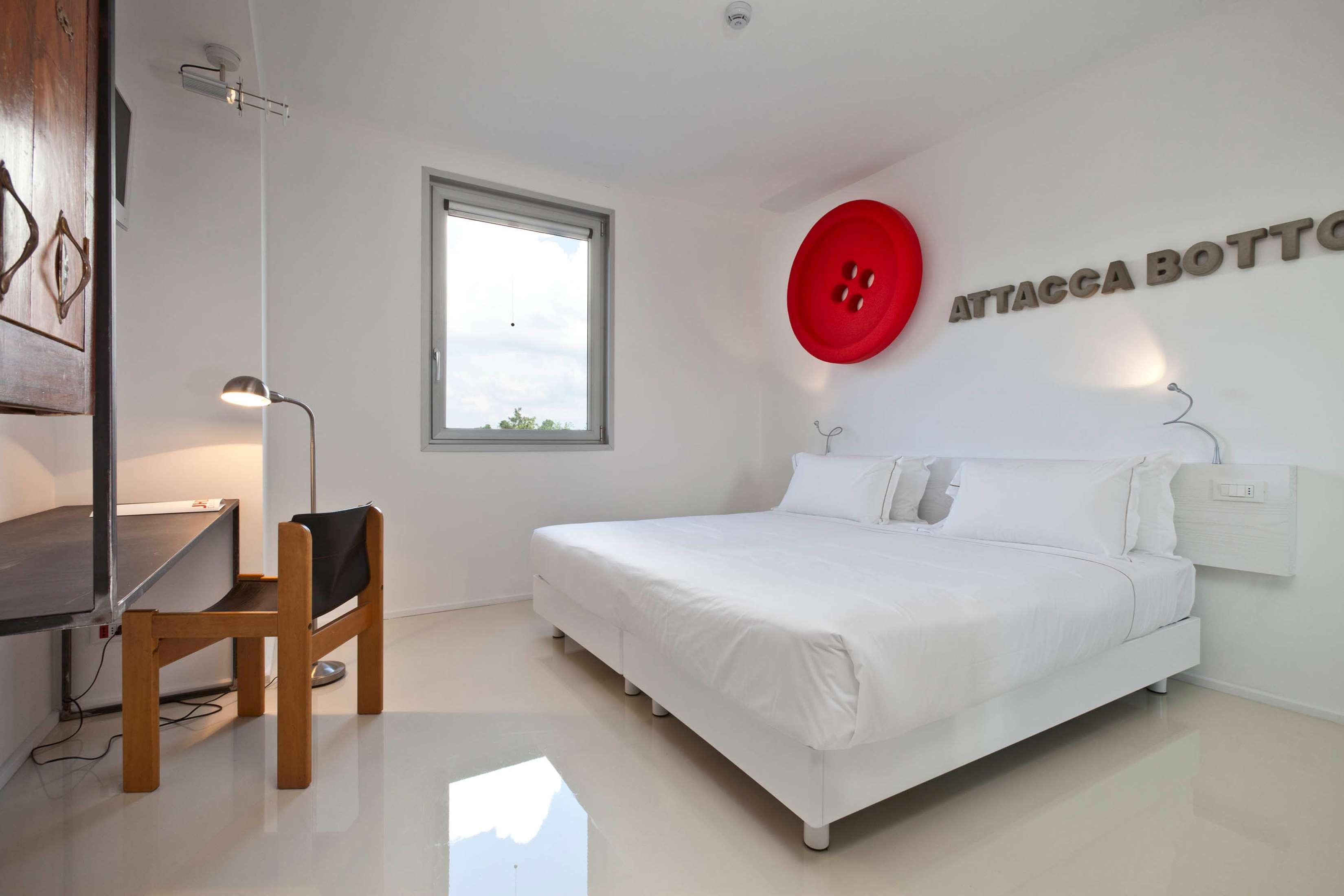 Aiden By Best Western Jhd Dunant Hotel Кастільйоне-делле-Стів'єре Екстер'єр фото